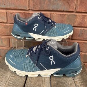 On Cloud Flyer Athletic Running Shoes Sneakers Navy Blue Women's Sz 8.5 FST SHP